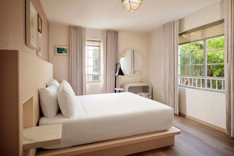 Upgraded Points Logo