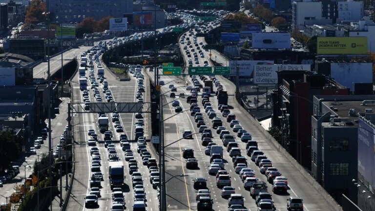 Thanksgiving travel expected to set new record, AAA predicts – NBC Los Angeles